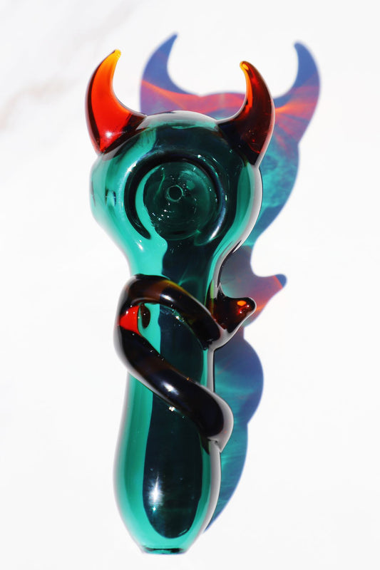 Devil Horned Artistic Glass Pipe, Elevate Your Smoking with Handcrafted Pipe, Unique Green Accented Glass, Durable Borosilicate Design, Ideal for Collectors and Enthusiasts.green glass blown pipe, bowl pipe. spoon pipe,girly pipe.
