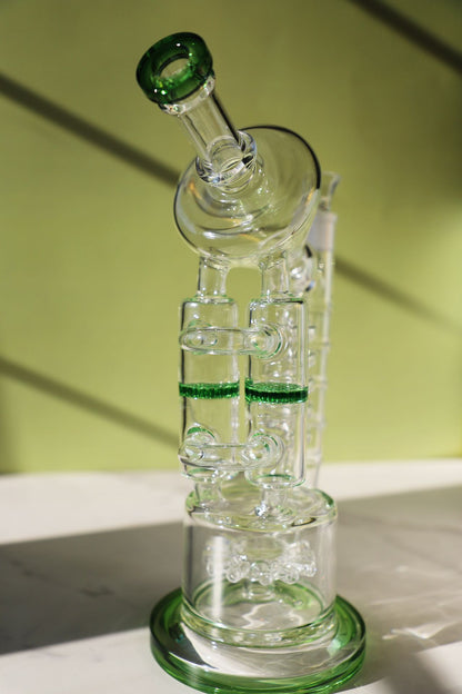 Elegant Curve Jellyfish Percolator Bong with Green Accents for the Ultimate Smooth Smoking Experience, featuring a Curve Percolator Bong design, Green Glass Bong detailing, offering a Smooth Smoking Experience with Advanced Filtration from a Glass Water Pipe