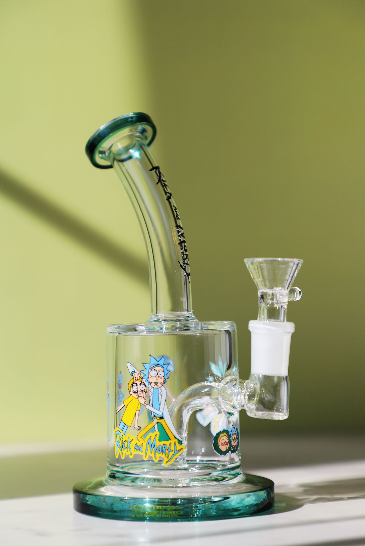 Rick and Morty Glass Bong Collector's Edition, featuring cartoon water pipe design, collectible smoking gear from pop culture, made of durable borosilicate glass, a unique and thematic smoking accessory for enthusiasts smoking water pipe, straight tube.