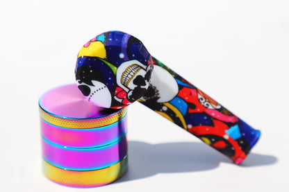 Vibrant SiliconCoco-Themed Ghost Skull Pipe Set paired with a Rainbow Grinder. This Floral Silicon Smoking Pipe and robust grinder kit capture the essence of the Coco theme. The set is portable and designed for style-savvy individuals who value a blend of fun design and practicality